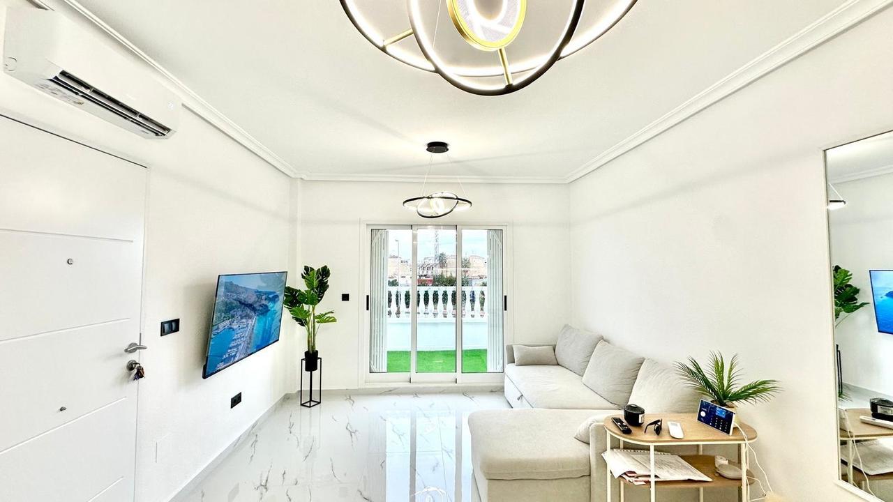 025f9e7c42b12782183f xlarge