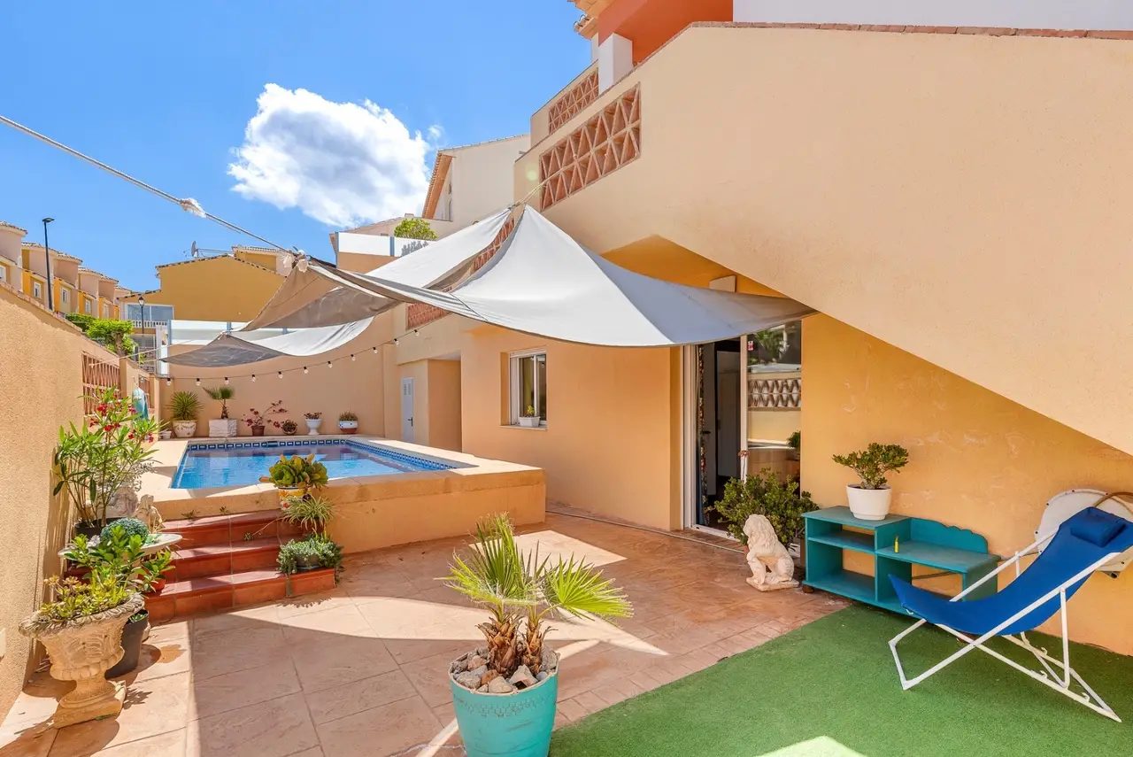 027f354c503496b6d614_xlarge