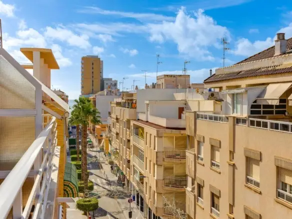 5adf69a2bf62efa4fcd8 xlarge