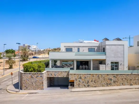 5f5321d2cb5e5636a574 xlarge