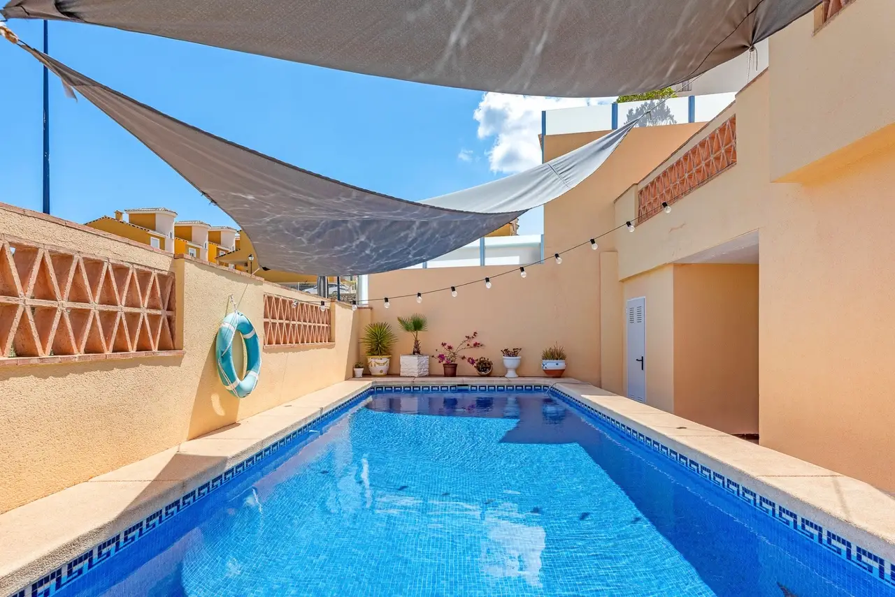 79e0dfc0455b69409d81_xlarge