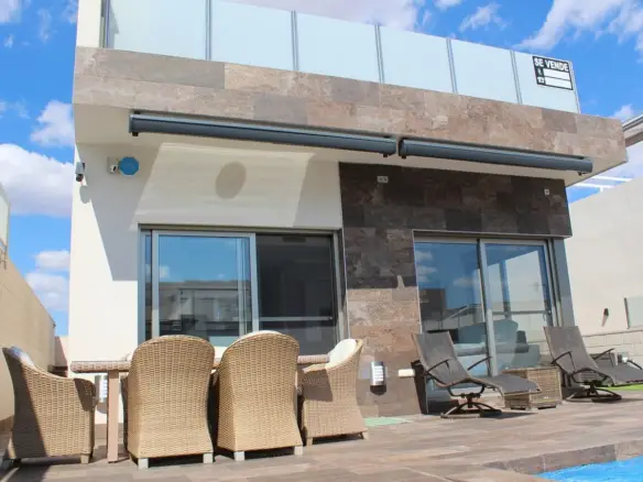 C5a3eb8dd35f24d2f32a xlarge