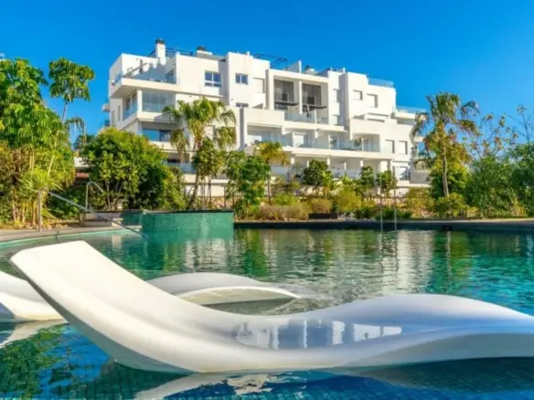 Dc3015eaae65cb6fa15c xlarge