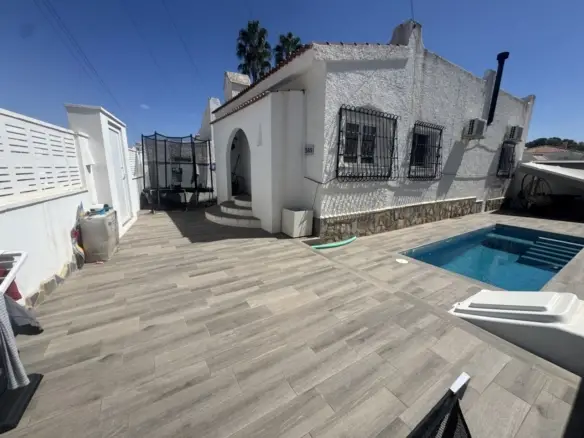 Eebed612380e34e788ac xlarge