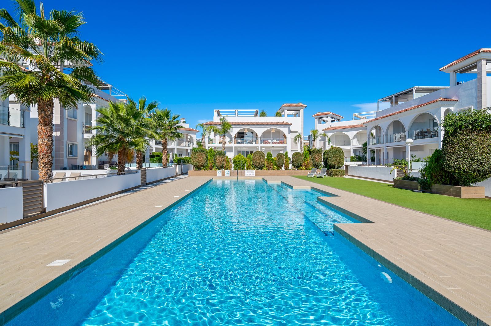 1 7020804132f1cd48fa7d0a6cde6ac64b