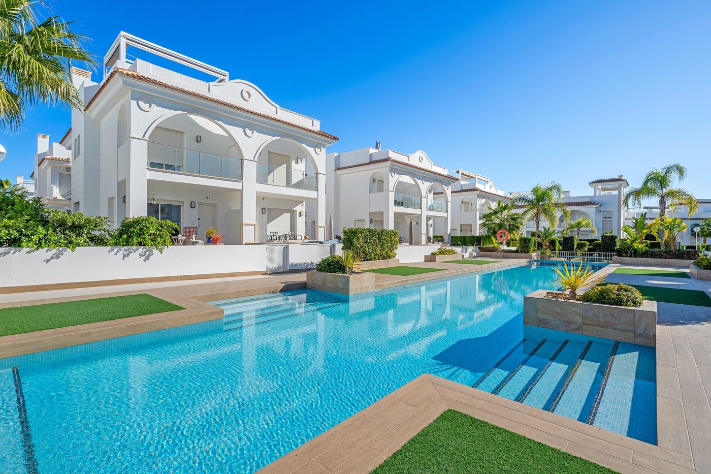 1 7020804132f1cd48fa7d0a6cde6ac64b