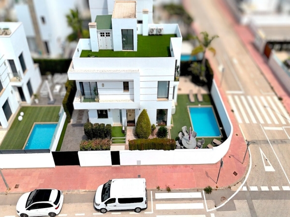 1 7020804132f1cd48fa7d0a6cde6ac64b