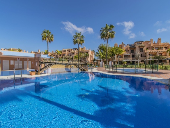 1 7020804132f1cd48fa7d0a6cde6ac64b