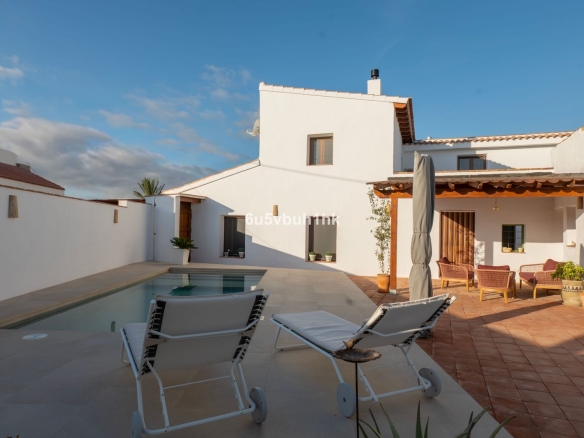 1 7020804132f1cd48fa7d0a6cde6ac64b