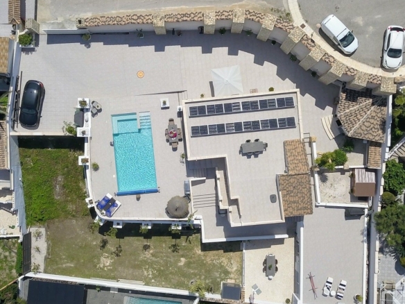 1 7020804132f1cd48fa7d0a6cde6ac64b