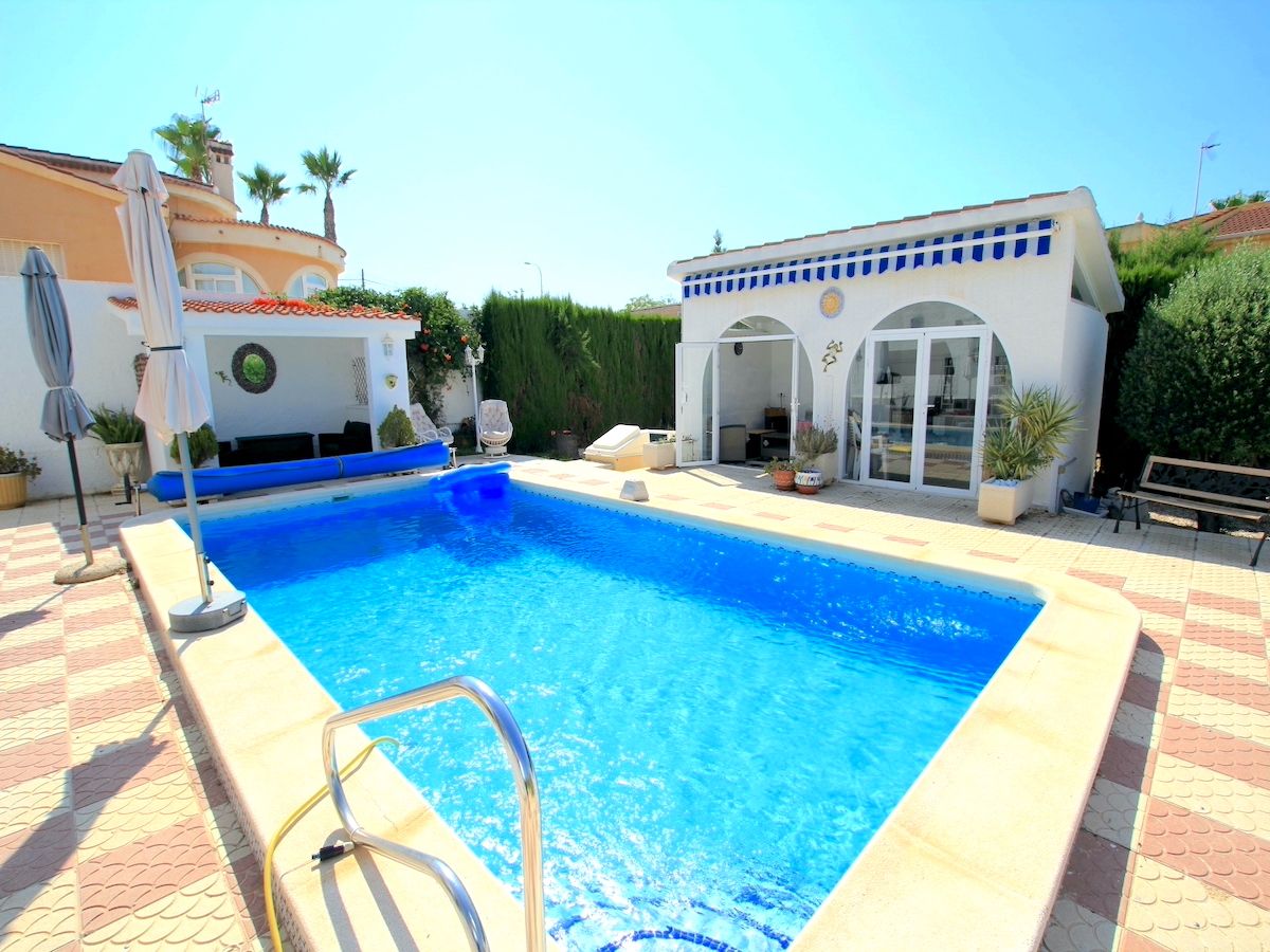 2 3c674067db687cc5fc07f68cdcb46212