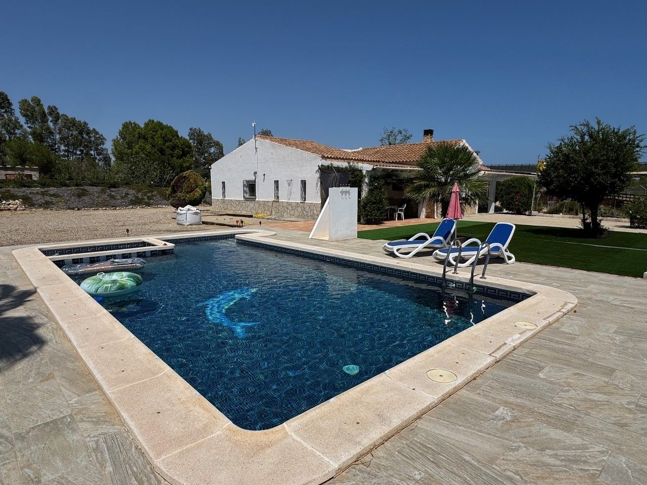 3 644887ed831e8682853ff700c7704b89