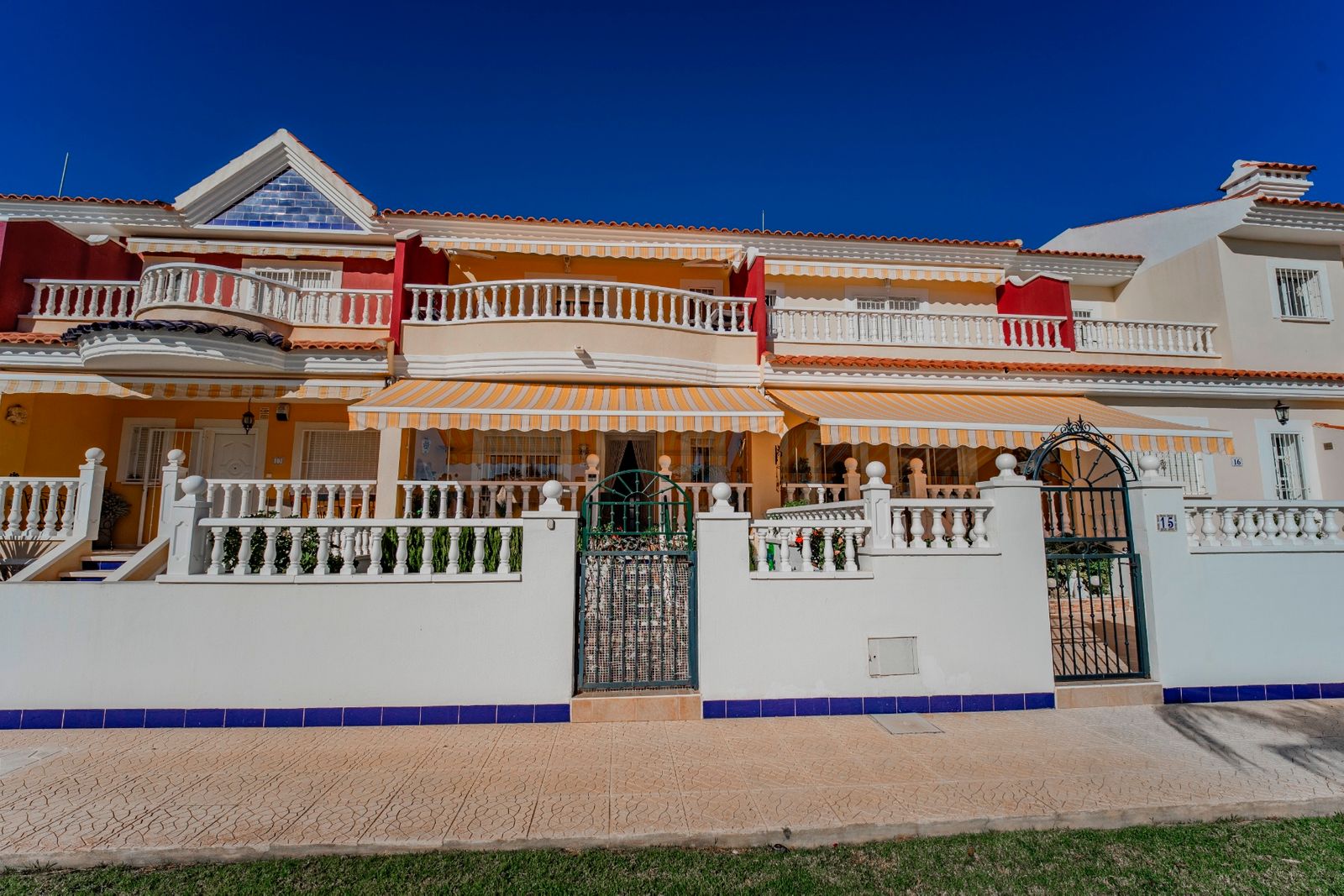 3 644887ed831e8682853ff700c7704b89