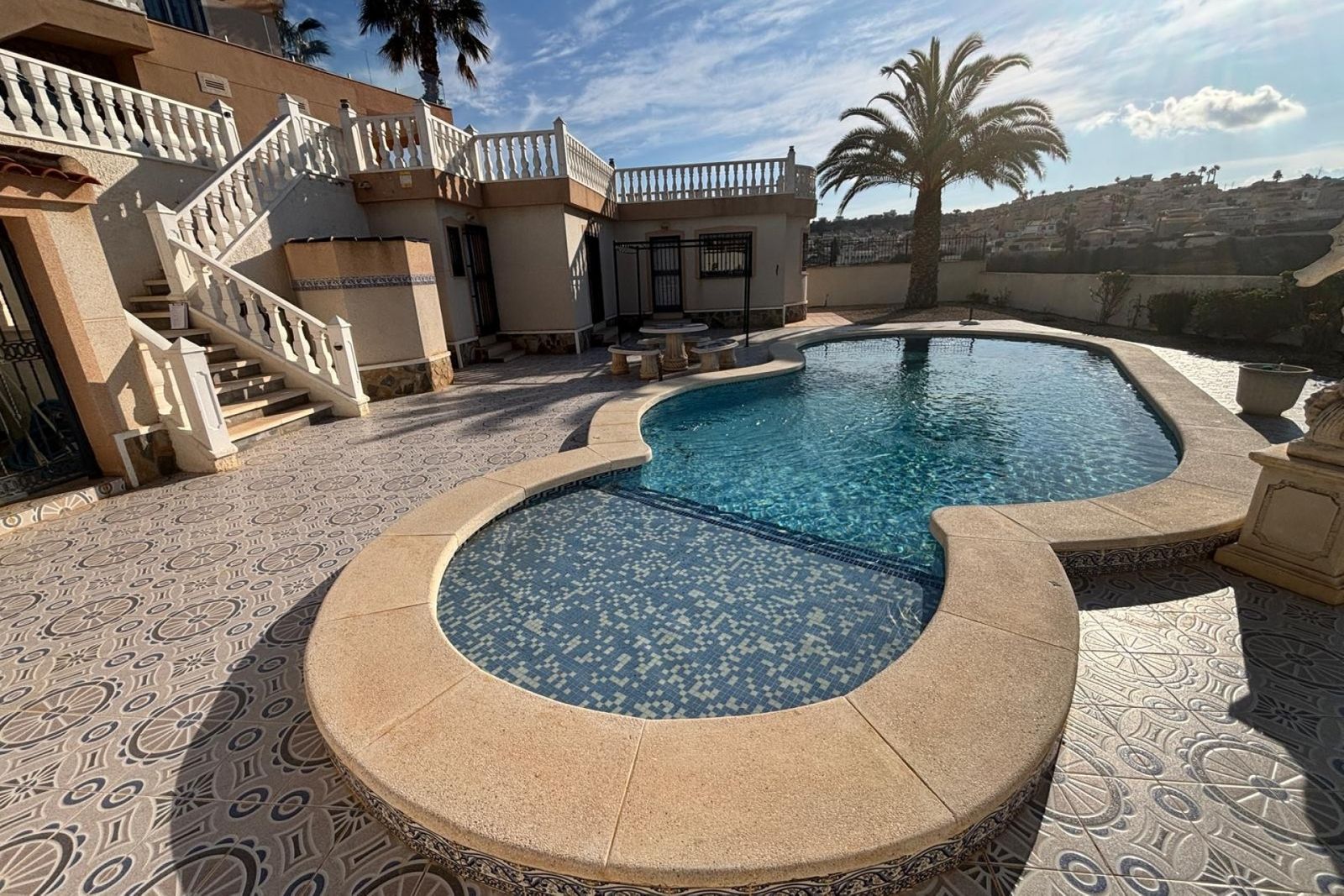 3 644887ed831e8682853ff700c7704b89