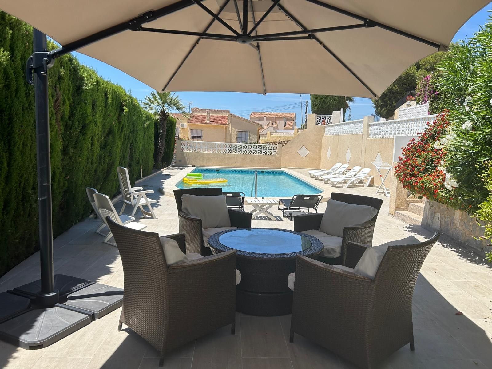 3 644887ed831e8682853ff700c7704b89