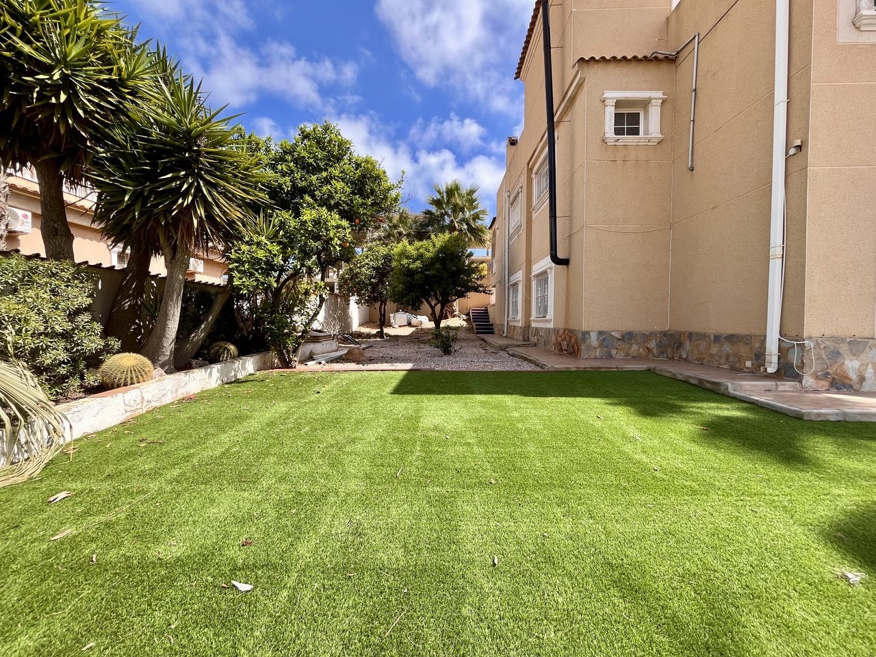 3 644887ed831e8682853ff700c7704b89