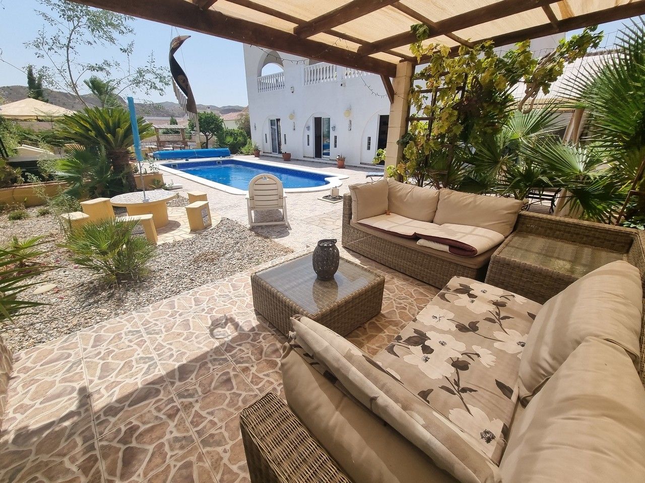 3 644887ed831e8682853ff700c7704b89