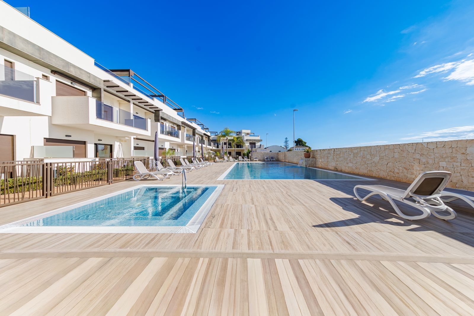 3 644887ed831e8682853ff700c7704b89