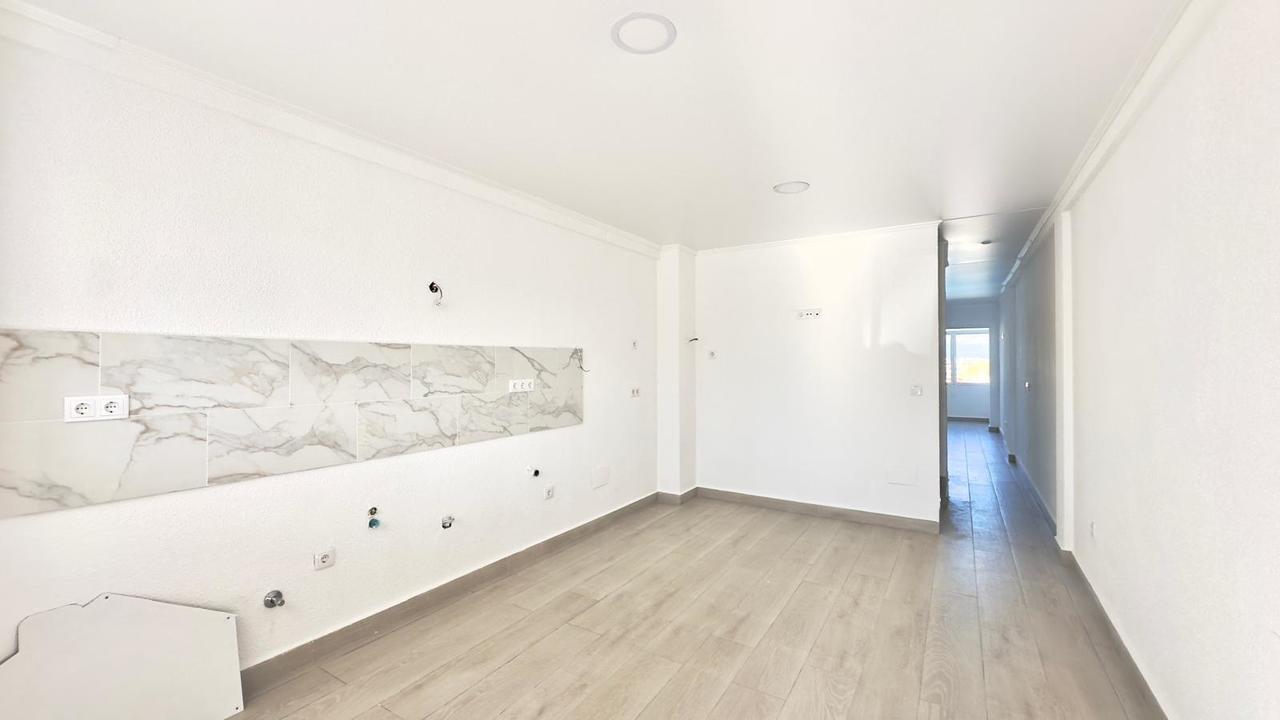 54bc7eb397c04a632870 xlarge