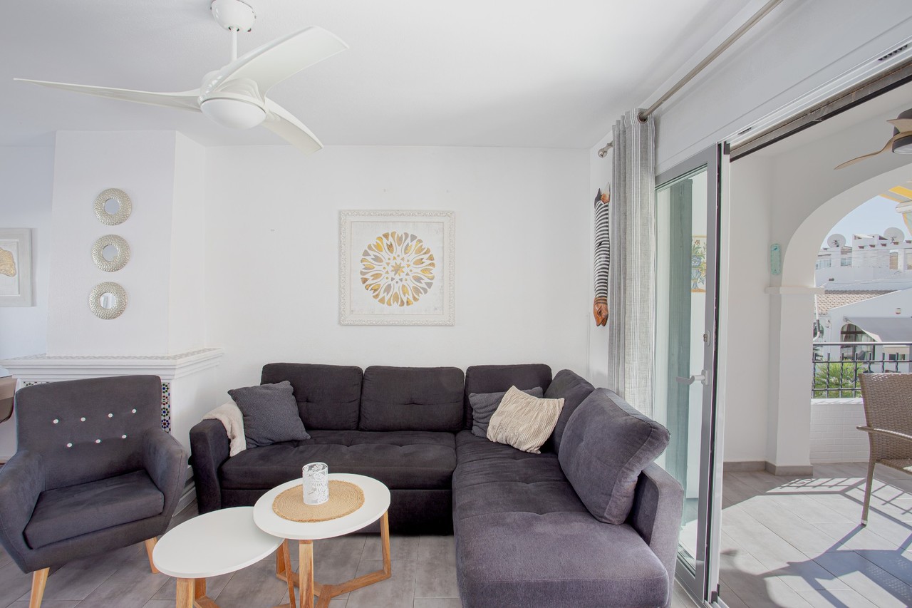 5615263f34874aad550d xlarge