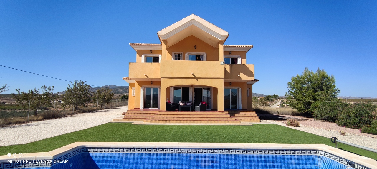 8518 villa for sale in pinoso 418080 large
