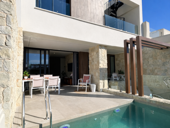 RRPS FB1125F Dolores Alicante Townhouse