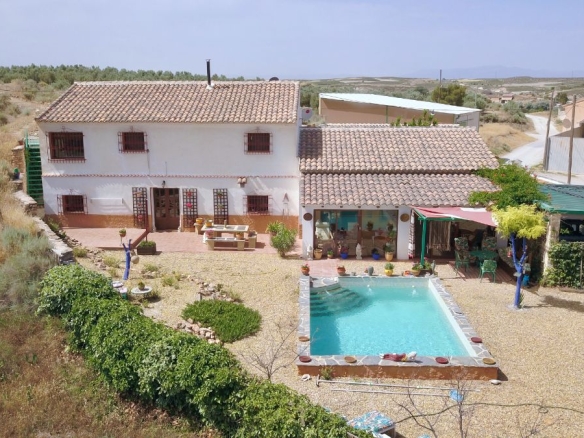 RRS20419 Cullar Granada House