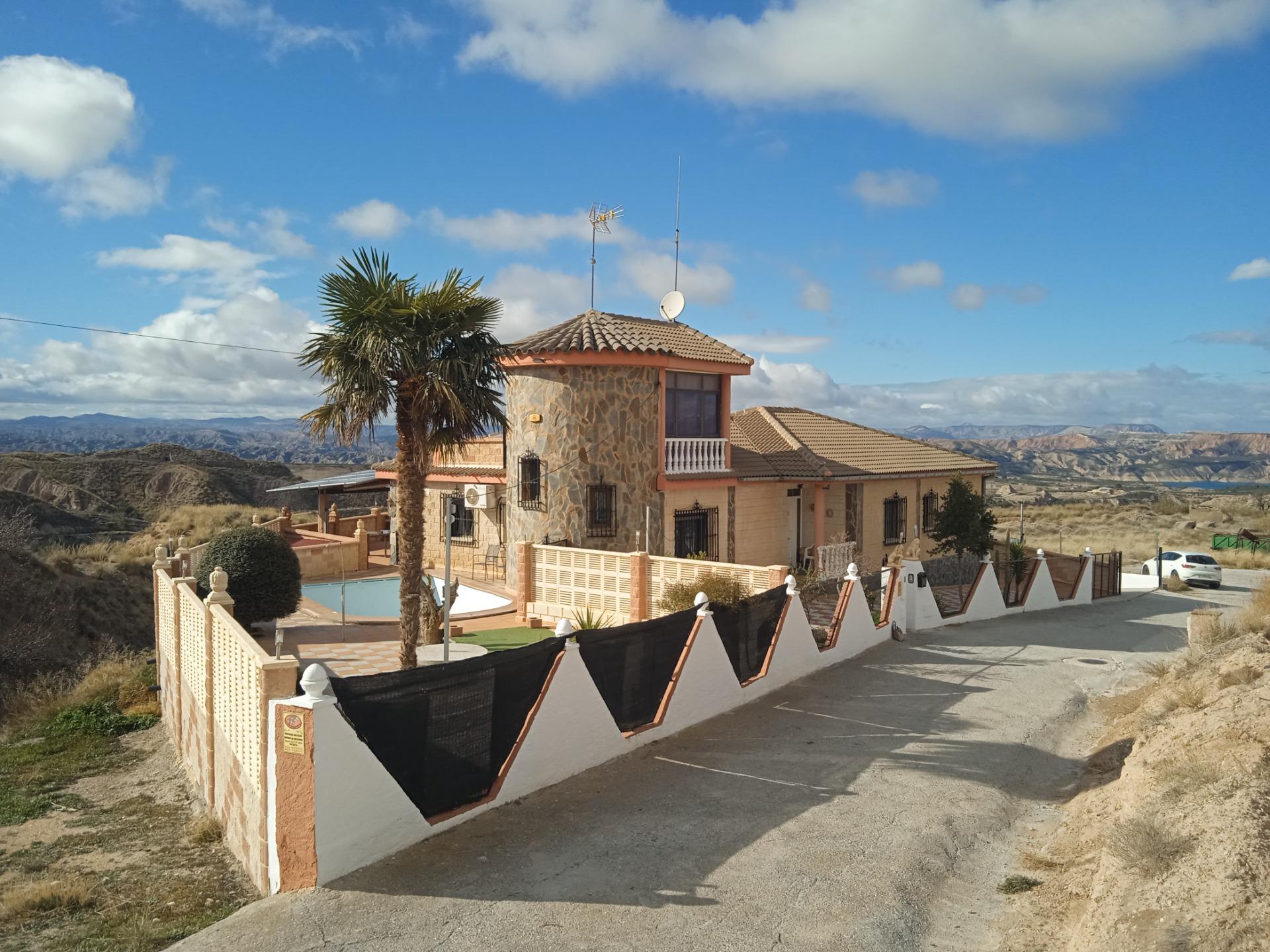 RR TPG911 Granada Granada Townhouse