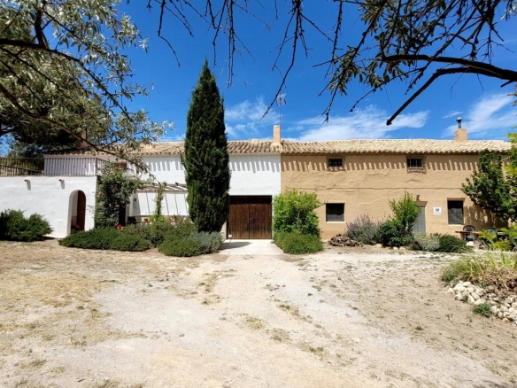 RS21016 Orce Granada Semi Detached House