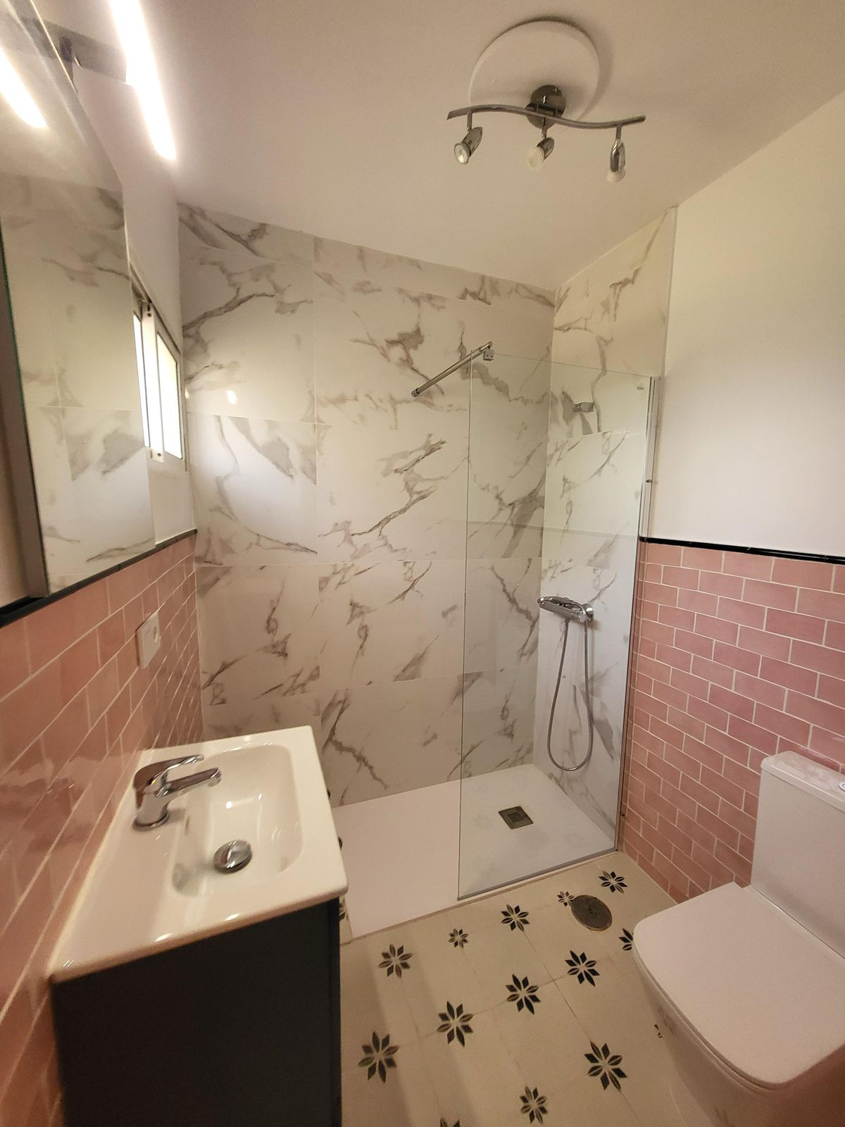 SecId59cef5bdfe9e11ef8cfb02e0405b089bIdP9ImgIdX1025608z1741718616