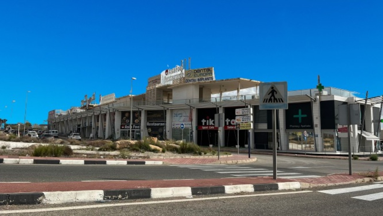 WhatsApp Image 2023 08 16 at 12.07.52 removebg preview xlarge