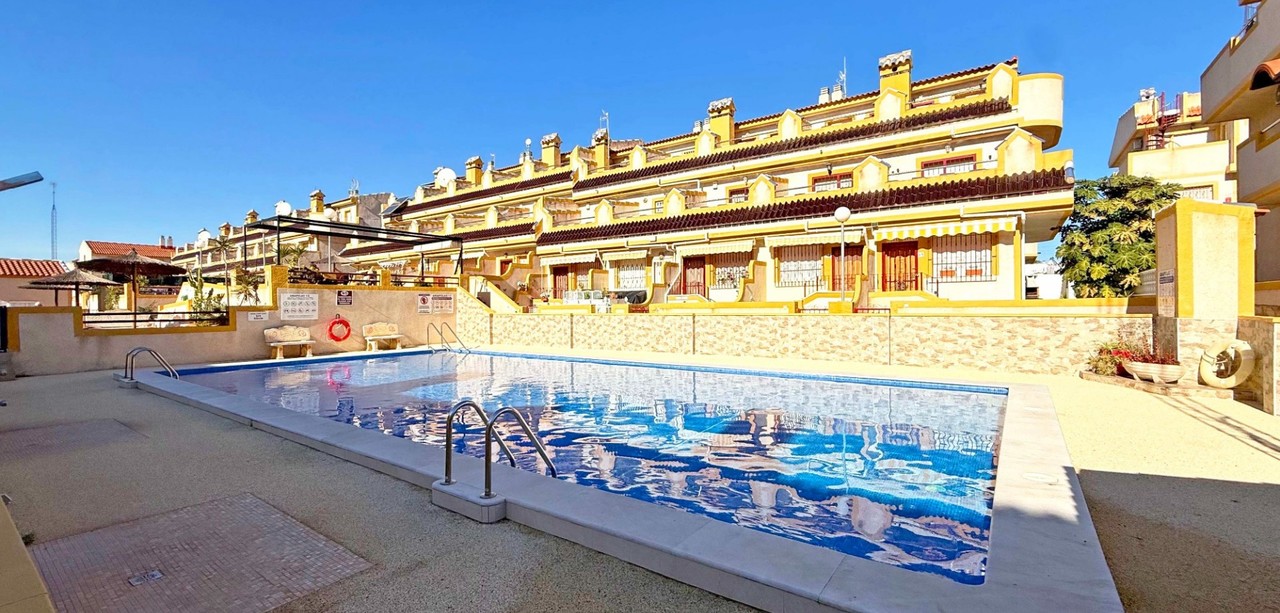 Af2c2b9063d52e933c72 xlarge