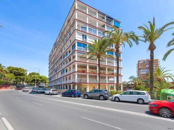 Appartement te koop in Alicante, Alicante, Spanje
