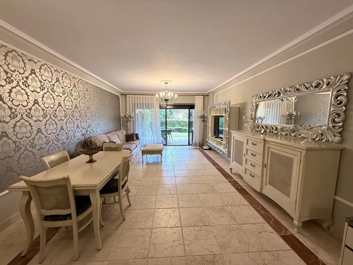 Appartement te koop in Atalaya, Malaga, Spanje