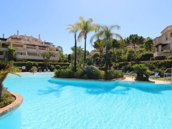 Appartement te koop in Benahavis, Malaga, Spanje