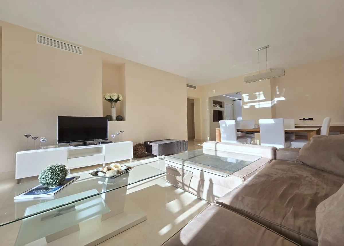 Appartement te koop in Benahavis, Malaga, Spanje