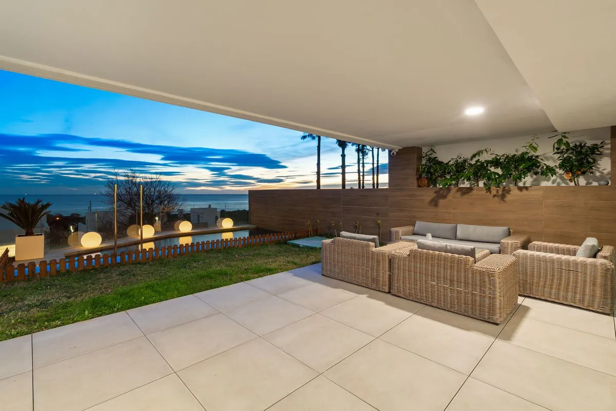 Appartement te koop in Cabopino, Malaga, Spanje