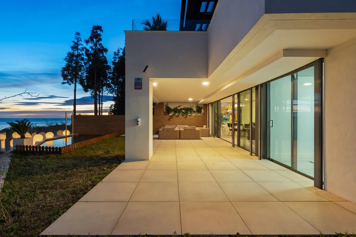 Appartement te koop in Cabopino, Malaga, Spanje