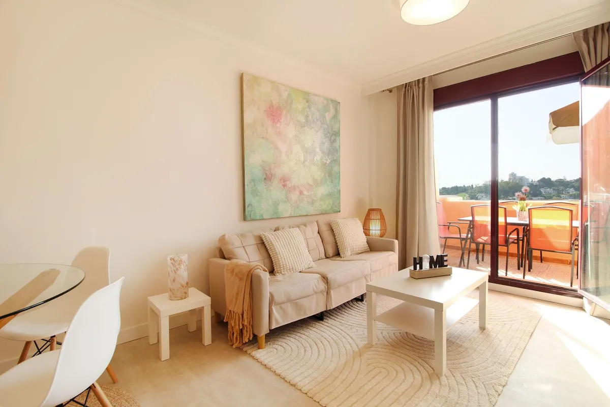 Appartement te koop in El Paraiso, Malaga, Spanje