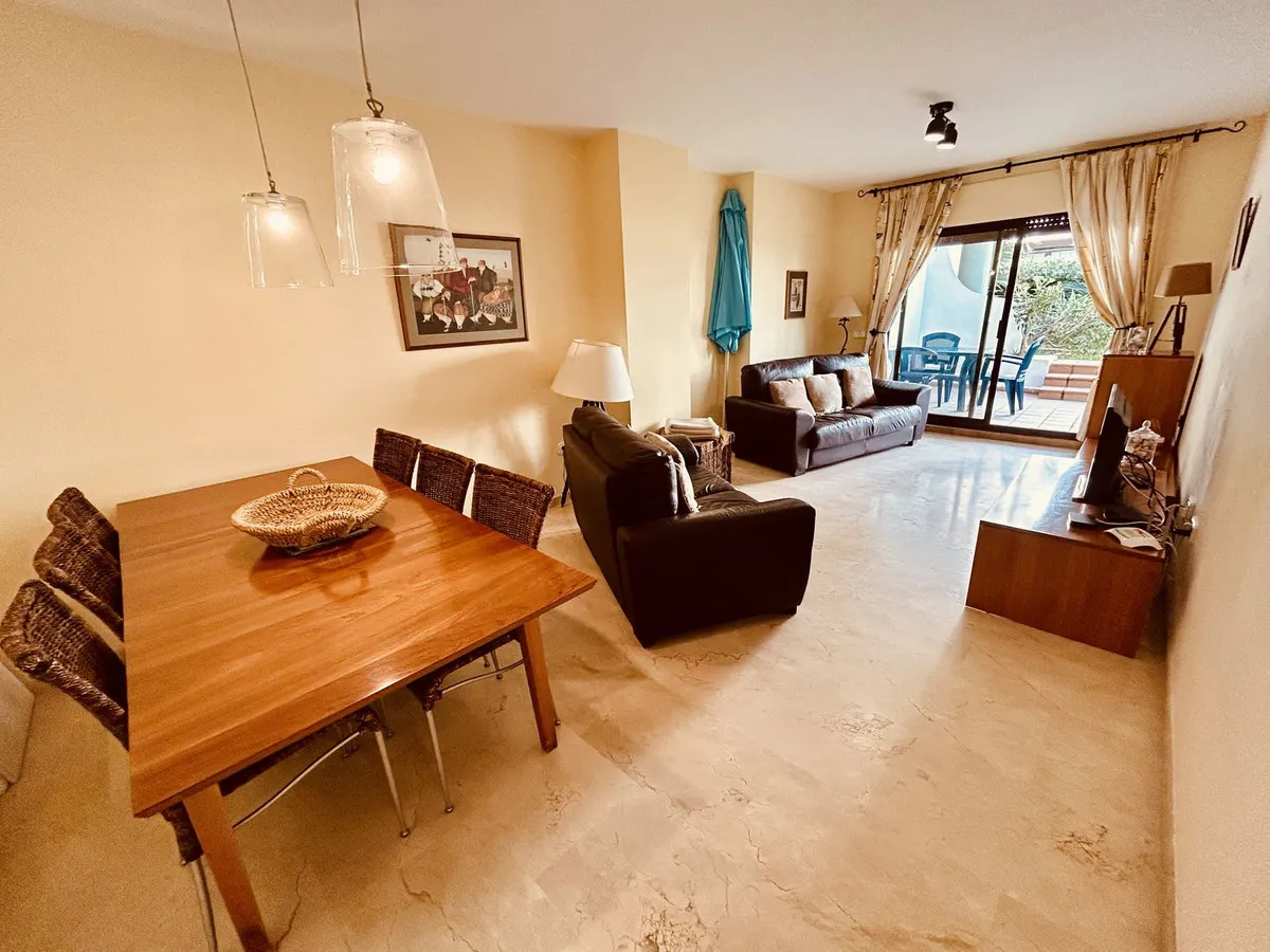 Appartement te koop in La Duquesa, Malaga, Spanje