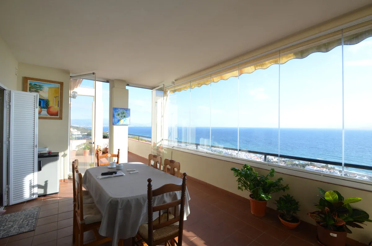 Appartement te koop in La Duquesa, Malaga, Spanje