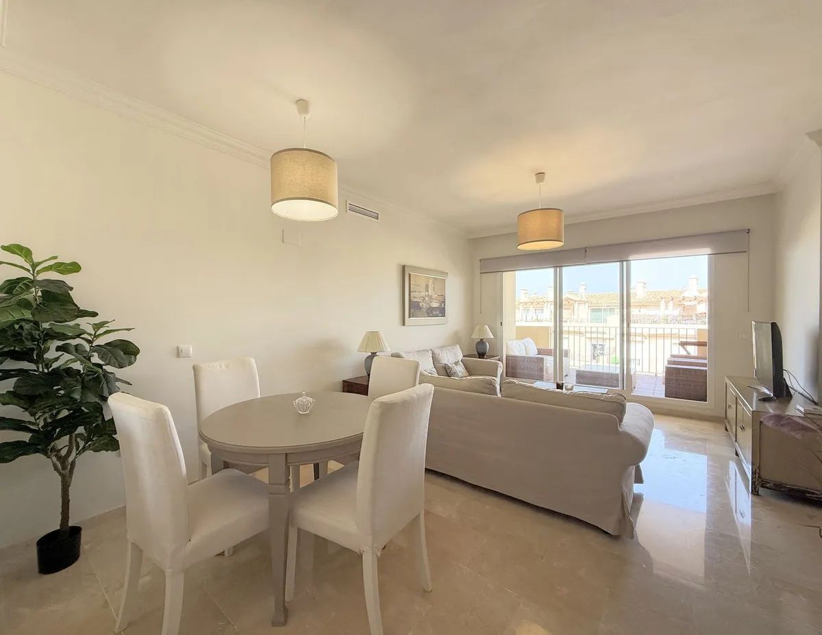 Appartement te koop in La Duquesa, Malaga, Spanje