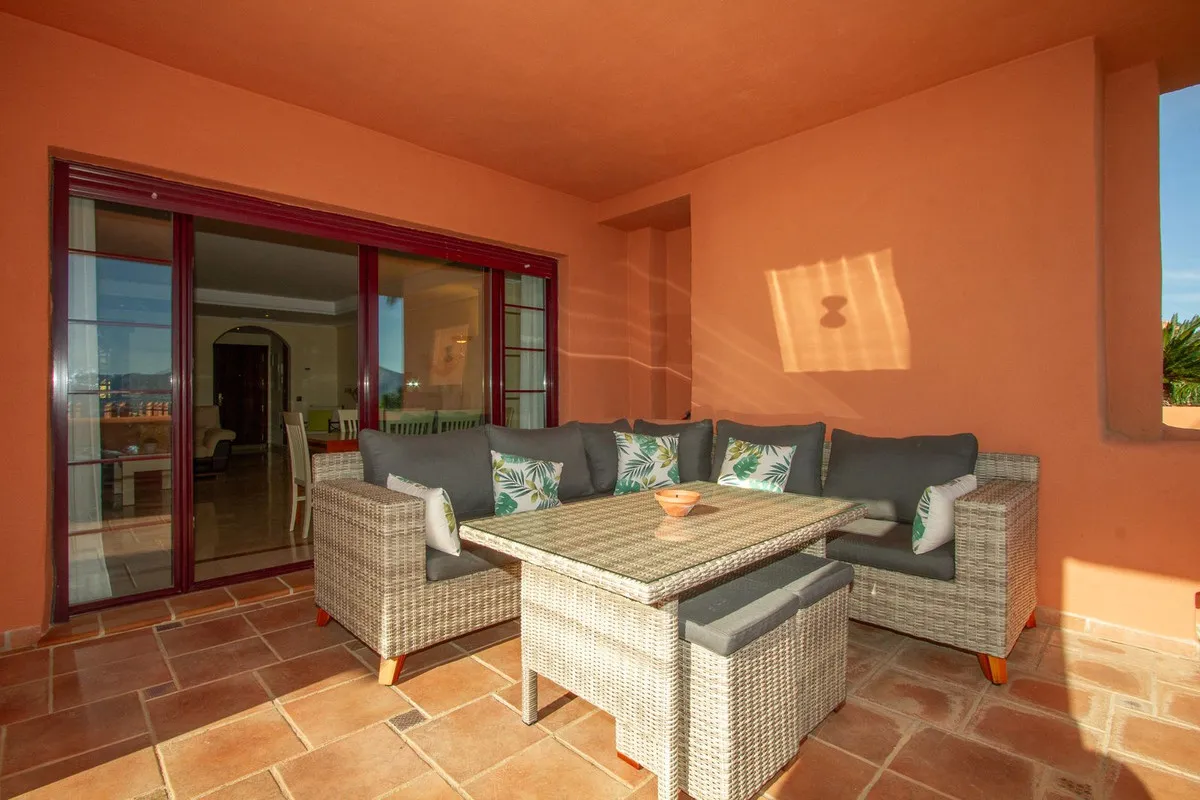 Appartement te koop in La Mairena, Malaga, Spanje