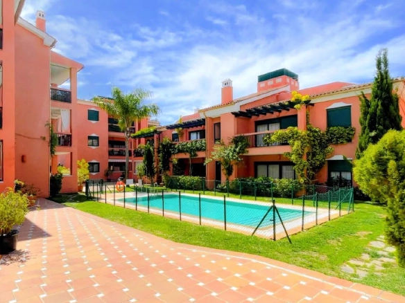 Appartement te koop in Marbesa, Malaga, Spanje