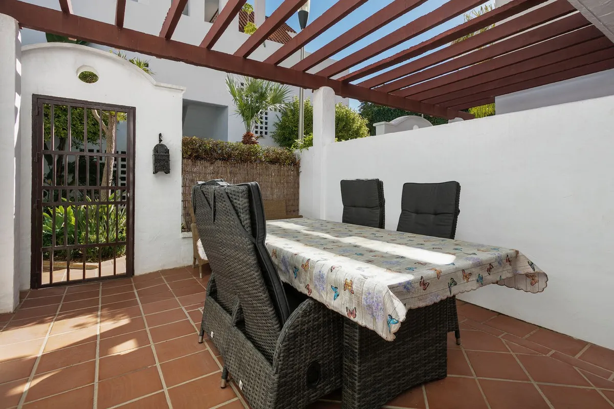Appartement te koop in Nueva Andalucia, Malaga, Spanje
