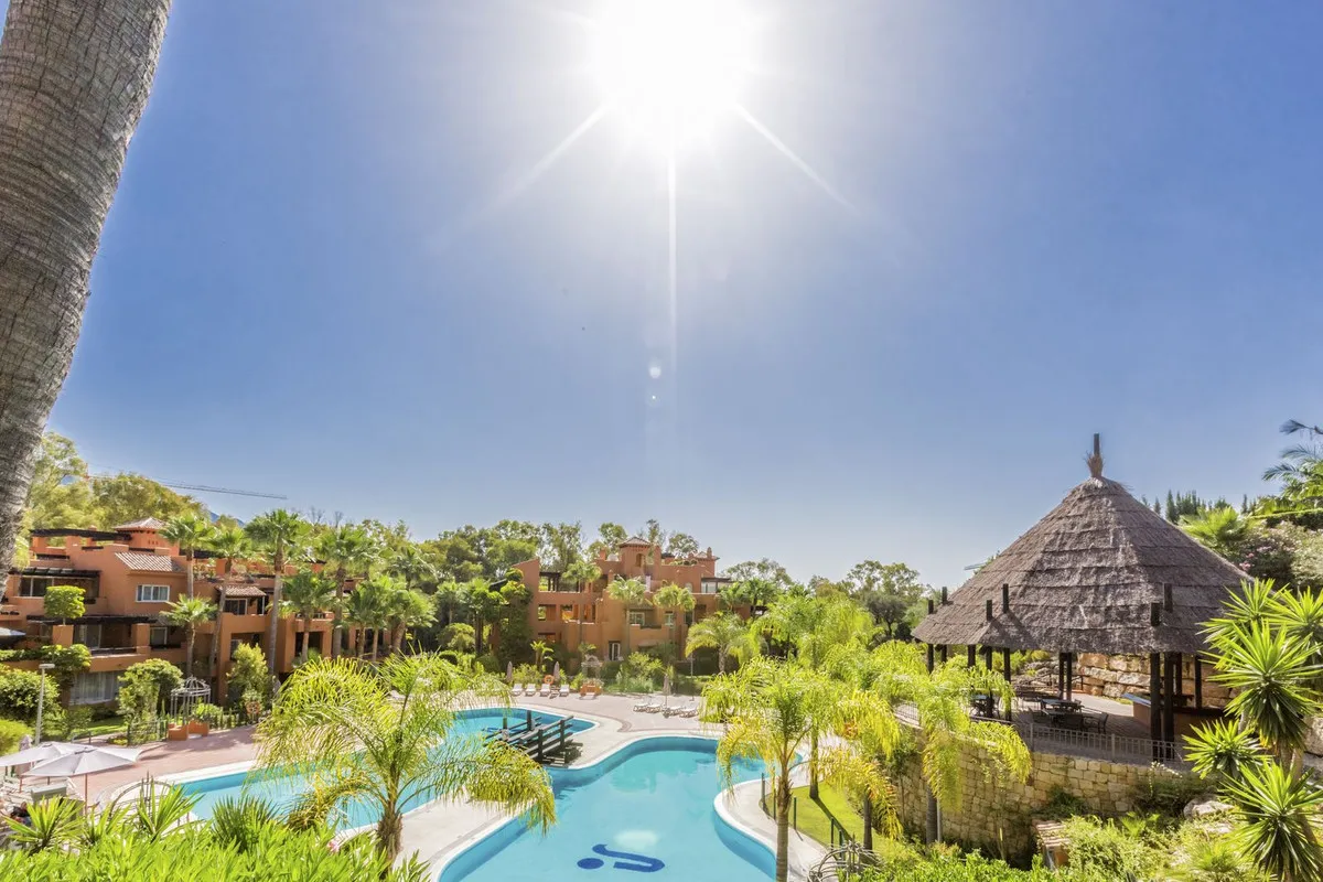 Appartement te koop in Nueva Andalucia, Malaga, Spanje