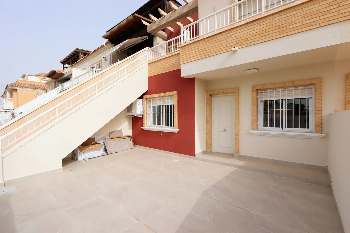 Appartement te koop in Pilar de la Horadada, Alicante, Spanje