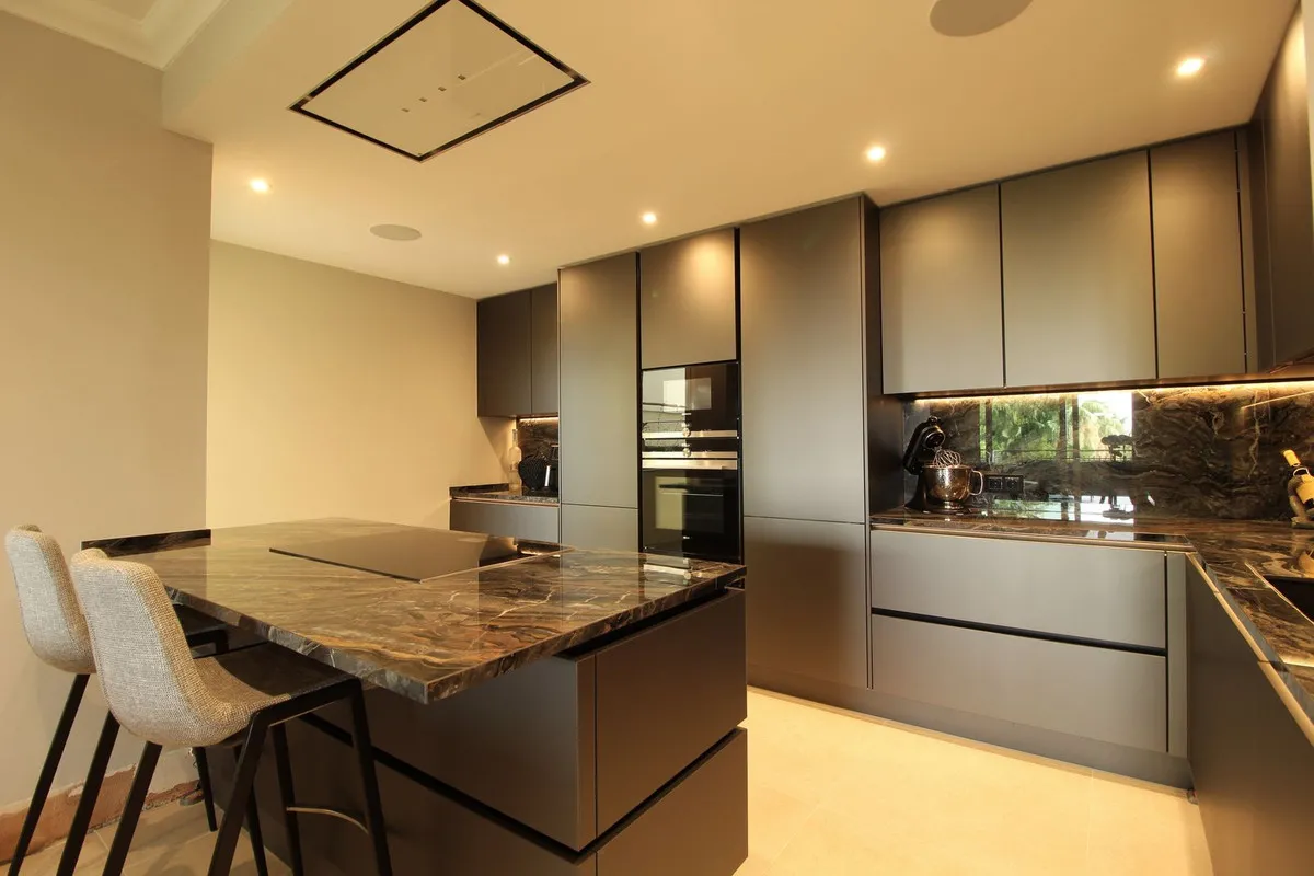 Appartement te koop in Sierra Blanca, Malaga, Spanje