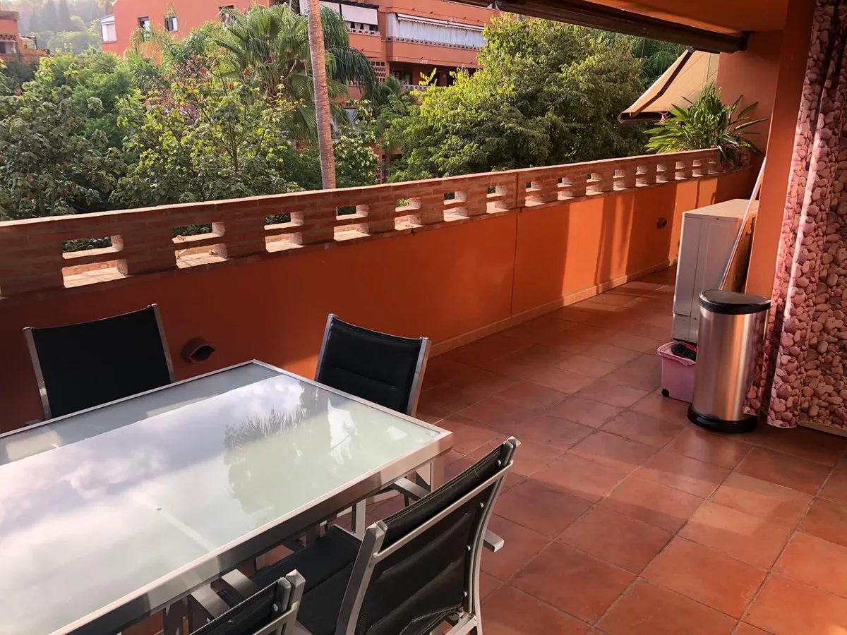 Appartement te koop in The Golden Mile, Malaga, Spanje