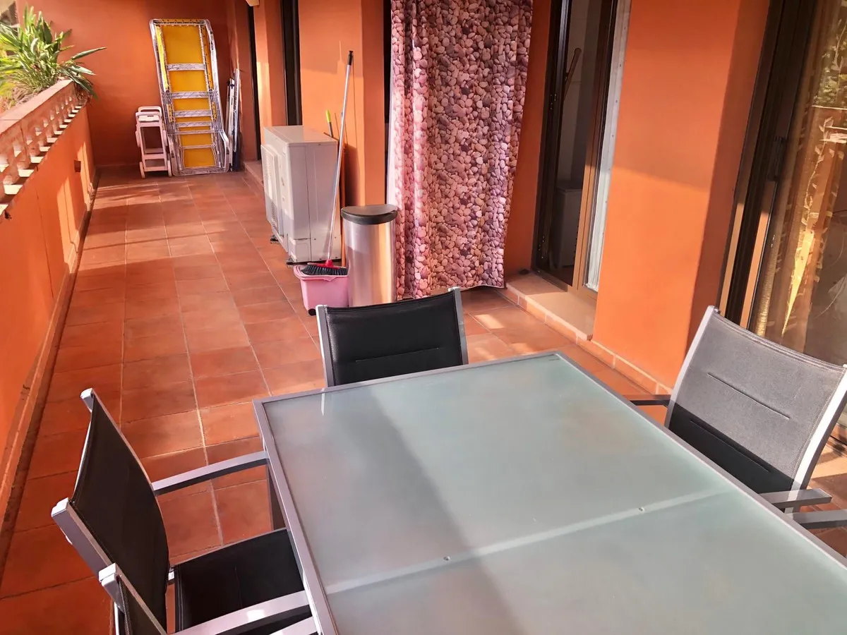 Appartement te koop in The Golden Mile, Malaga, Spanje